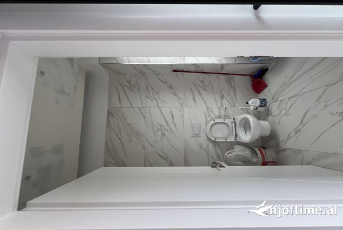 Shtepi me qera Apartament ne Tirane, 2+1, Mobilimi E mobiluar, Pagesa 650  Euro.