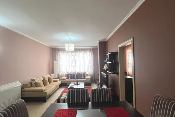 Casa in affitto 3+1 a Tirana - 800 Euro