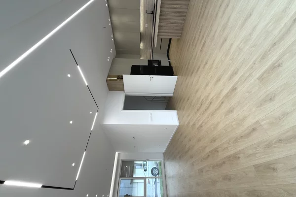 Shtepi me qera 4+1 ne Tirane - 1,200 Euro