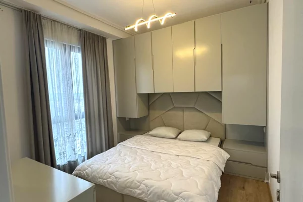Shtepi ne shitje Apartament ne Tirane, 1+1, Mobilimi E mobiluar, Pagesa 160,000  Euro.