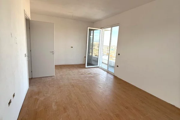 Shtepi ne shitje 2+1 ne Tirane - 135,000 Euro