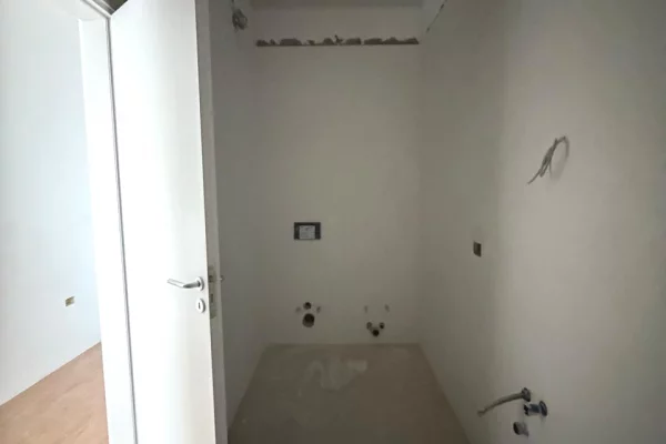 Shtepi ne shitje 2+1 ne Tirane - 135,000 Euro