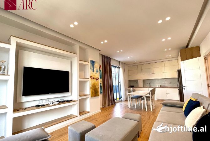 Shtepi ne shitje 2+1 ne Tirane - 300,000 Euro