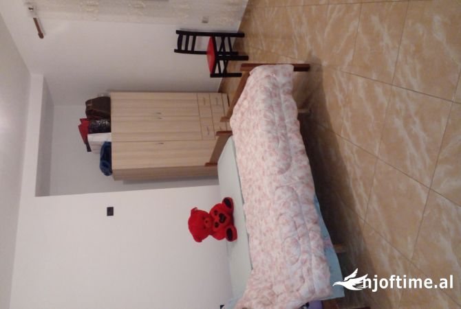 Shtepi me qera 1+1 ne Tirane - 20,000 Leke