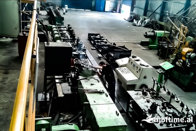 Shiten 50% te Aksioneve ose Biznesi i Prodhimeve Metalike