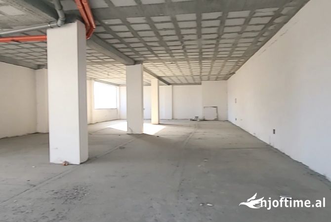 Shitet Njesi Komerciale Biznesi per Hoteleri / AirBNB