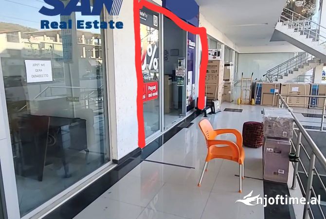 Shitet Njesi Komerciale Biznesi Dyqan