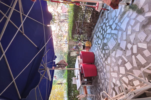 Shtepi ne shitje Apartament ne Lushnje, 1+1, Mobilimi E mobiluar, Pagesa 140,000  Euro.