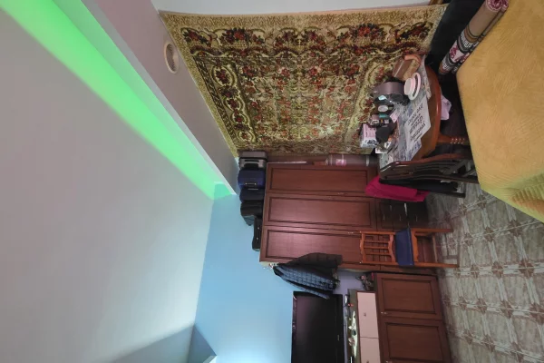 Shtepi ne shitje Apartament ne Lushnje, 1+1, Mobilimi E mobiluar, Pagesa 140,000  Euro.