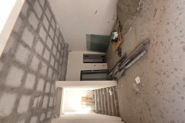 SHITET NJESI KOMERCIALE MUNDESI KTHIMI NE APARTAMENTE  DHOMA QIRA QENDER QYTETI LUSHNJE