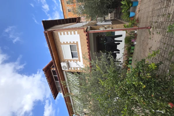 Shtepi ne shitje Vila Luksoze ne Lushnje, 2+1, Mobilimi E mobiluar, Pagesa 278,000  Euro.