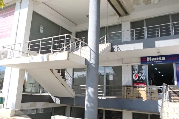 Shitet Njesi Komerciale Shetitorja Stadiumit Lushnje