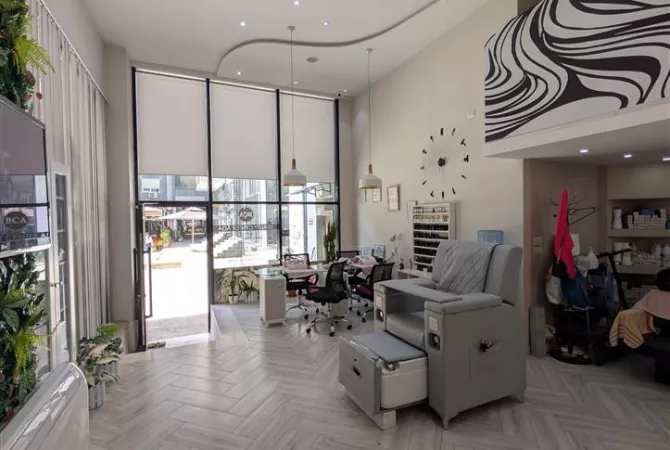 Shitet ambient biznesi Duplex + Garazh tek Golden Park