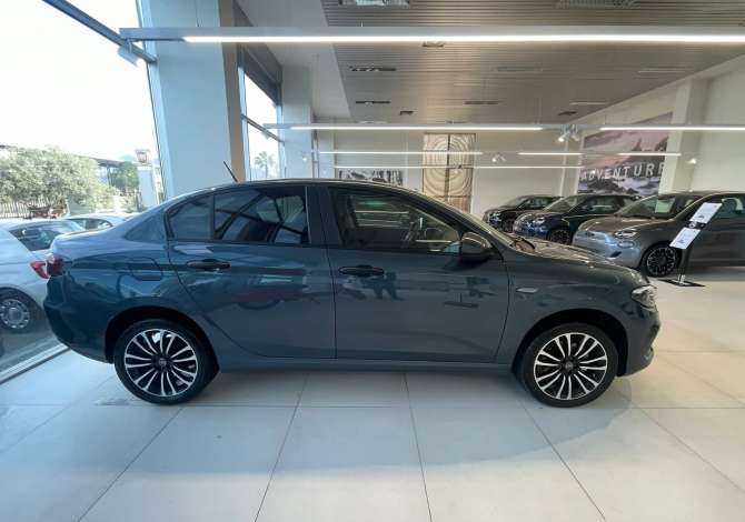 Jepet me qera Fiat Tipo duke filluar nga 35 euro dita