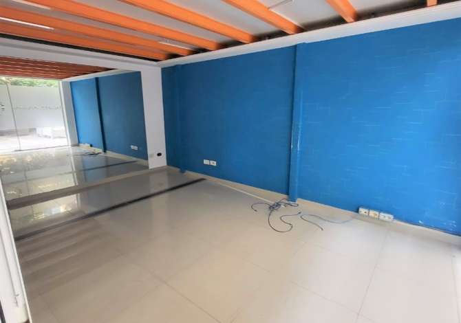 Zyre Me Qera, Rruga E Kavajes, Prane Eco Market, Tirane.