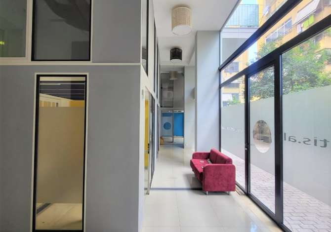 Zyre Me Qera, Rruga E Kavajes, Prane Eco Market, Tirane.