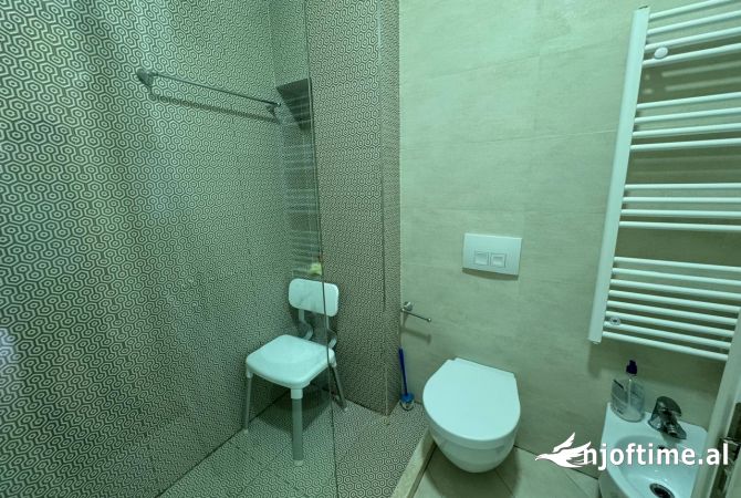 Shtepi me qera 2+1 ne Tirane - 850 Euro