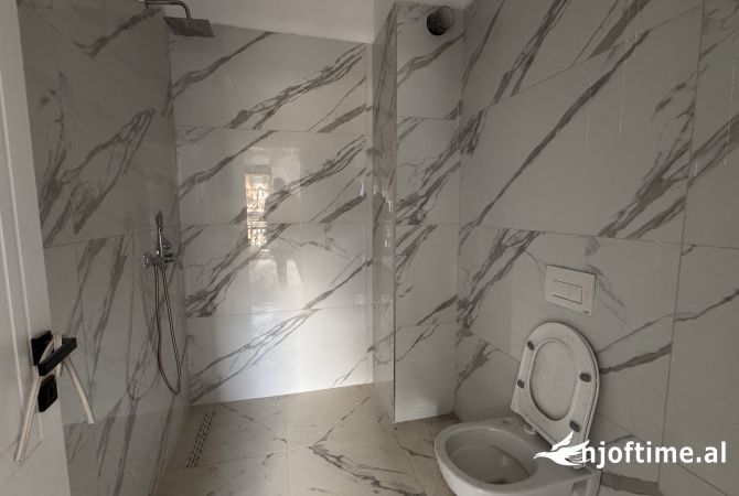 Apartment for sale in Tirana 2+1, Emty