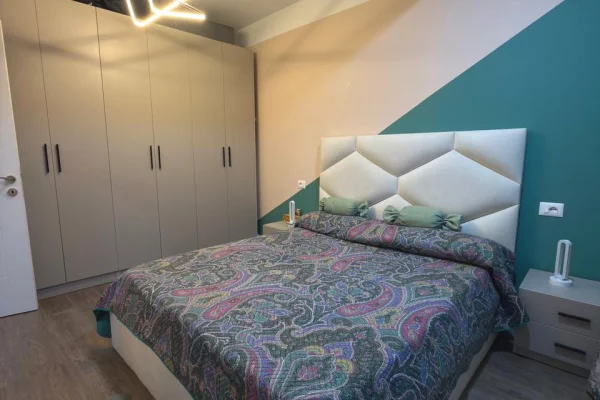 Shtepi ne shitje Apartament ne Tirane, 1+1, Mobilimi E mobiluar, Pagesa 139,000  Euro.