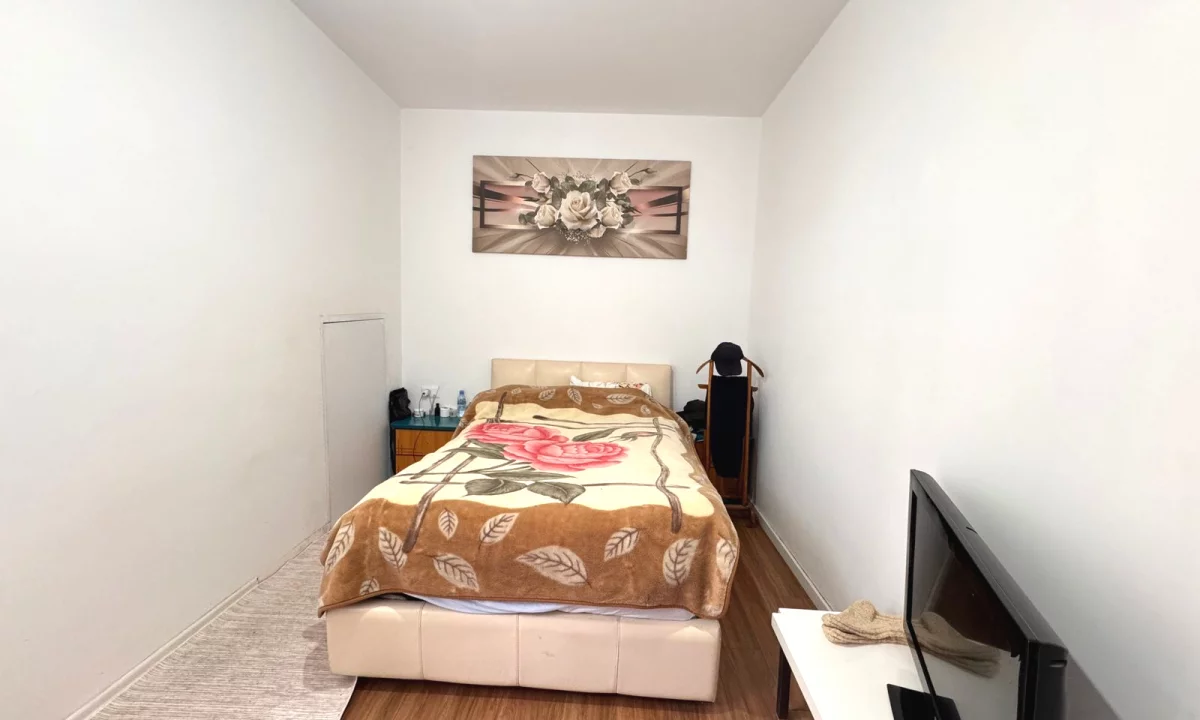 Shtepi ne shitje Vila Luksoze ne Tirane, 3+1, Mobilimi Pjeserisht e mobiluar, Pagesa 830,000  Euro.