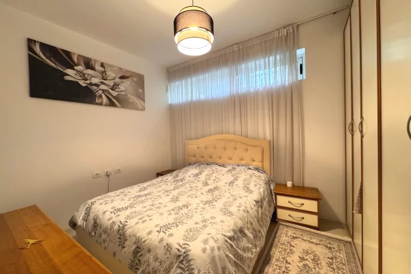 Shtepi ne shitje Vila Luksoze ne Tirane, 3+1, Mobilimi Pjeserisht e mobiluar, Pagesa 830,000  Euro.