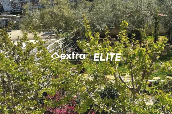 Shtepi ne shitje Apartament ne Tirane, 3+1, Mobilimi E mobiluar, Pagesa 335,000  Euro.