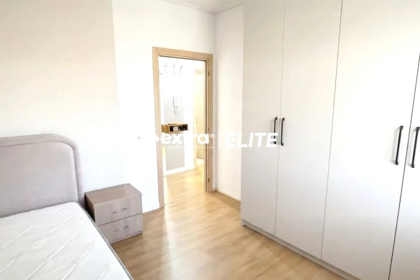 Shtepi me qera Apartament ne Tirane, 2+1, Mobilimi E mobiluar, Pagesa 720  Euro.
