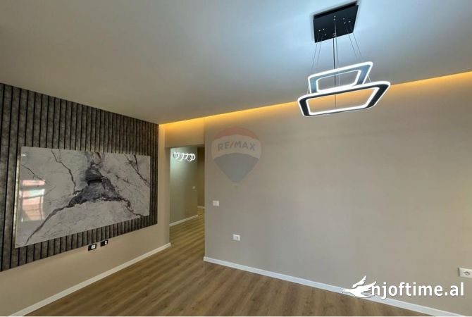 Shtepi ne shitje 2+1 ne Tirane - 195,000 Euro