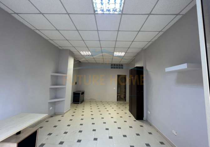 Ambient biznesi me qera 1+1 ne Durres - 175 Euro