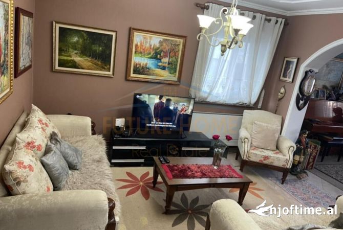 Shtepi me qera 2+1 ne Tirane - 1,000 Euro