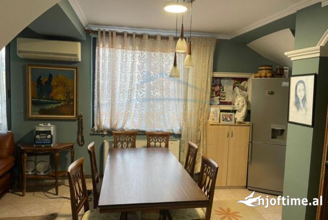 Shtepi me qera 2+1 ne Tirane - 1,000 Euro