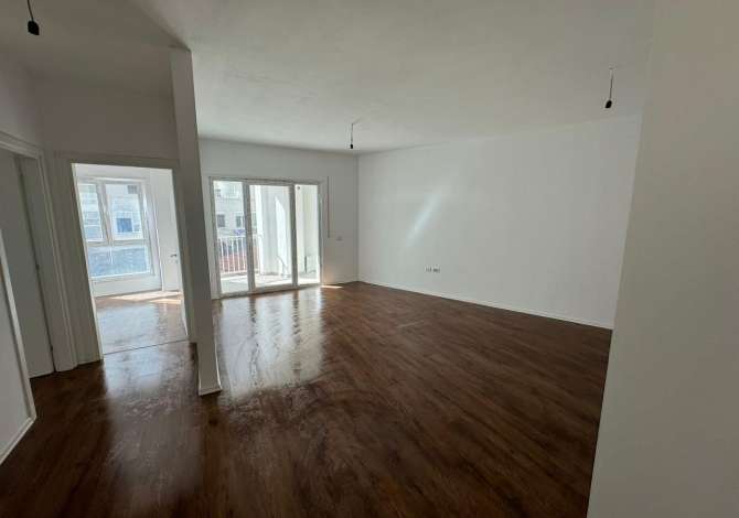 Ambient biznesi me qera 3+1 ne Tirane - 600 Euro