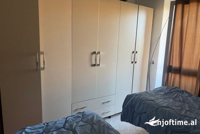 Shtepi me qera Apartament ne Tirane, 1+1, Mobilimi E mobiluar, Pagesa 45,000  Leke.