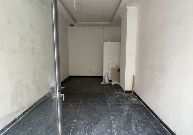 Ambient biznesi me qera 1+1 ne Tirane - 300 Euro