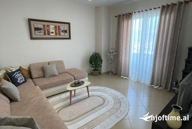 Shtepi me qera 3+1 ne Tirane - 500 Euro
