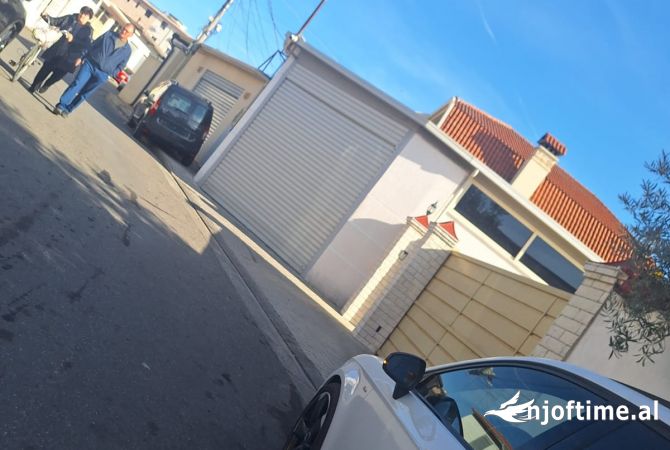 Makina ne shitje  ne Shkoder - 15,000 Euro