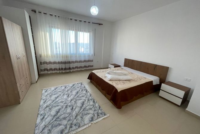 Shtepi me qera 2+1 ne Tirane - 35,000 Leke