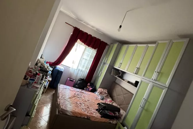 Shtepi me qera 2+1 ne Tirane - 55,000 Leke