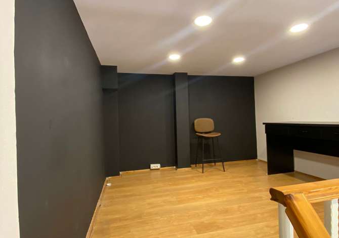 Ambient biznesi me qera 3+1 ne Tirane - 350 Euro