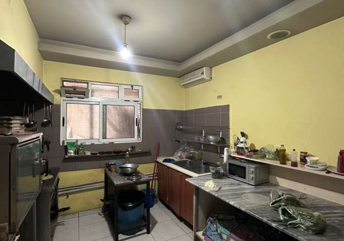 Jepet me qera ambjent biznesi tek Stadiumi Dinamo