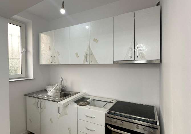 Shtepi me qera 2+1 ne Tirane - 800 Euro
