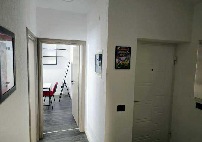 Ambient biznesi me qera 3+1 ne Tirane - 800 Euro