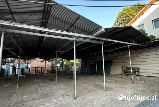 Ambient biznesi me qera 6+1 ne Tirane - 1,800 Euro