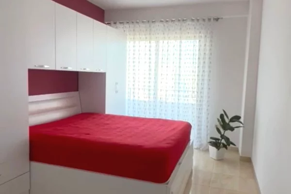 Shtepi me qera 1+1 ne Tirane - 350 Euro