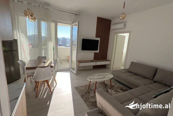 Shtepi me qera 1+1 ne Tirane - 500 Euro