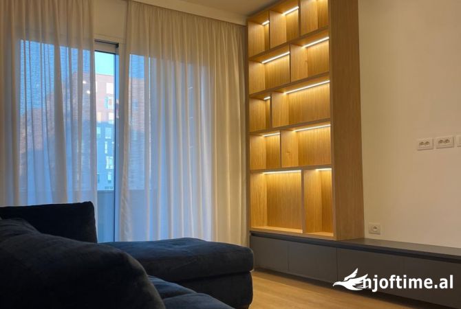 Shtepi me qera 2+1 ne Tirane - 950 Euro