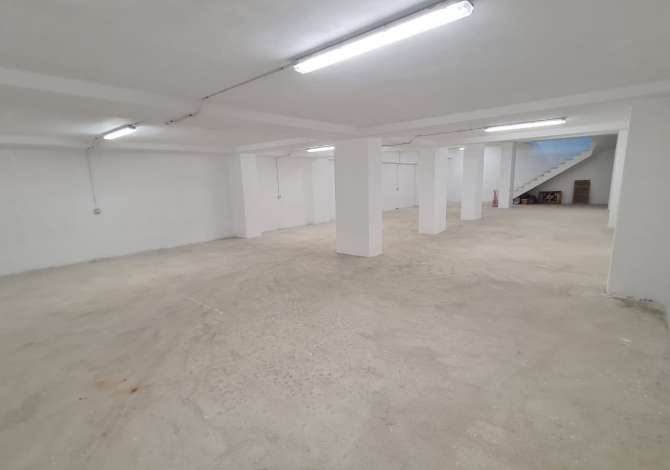 Ambjent biznesi me qera 1+1 ne Vlore - 950 Euro