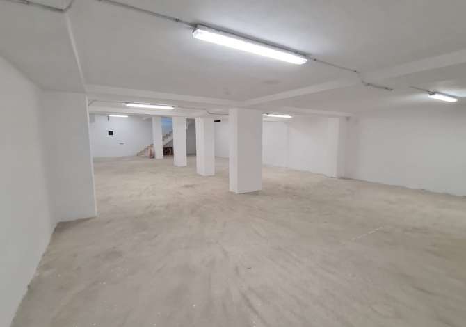Ambjent biznesi me qera 1+1 ne Vlore - 950 Euro