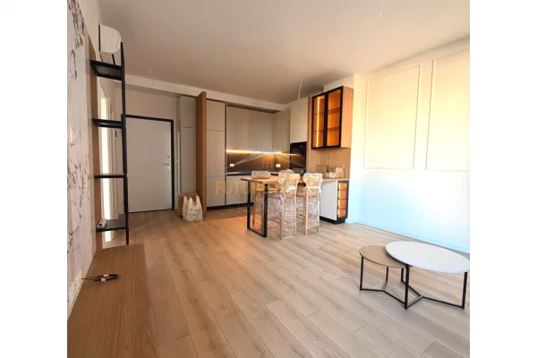 Shtepi me qera 1+1 ne Tirane - 800 Euro