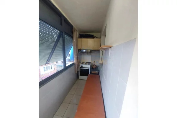 Shtepi ne shitje 1+1 ne Tirane - 100,000 Euro